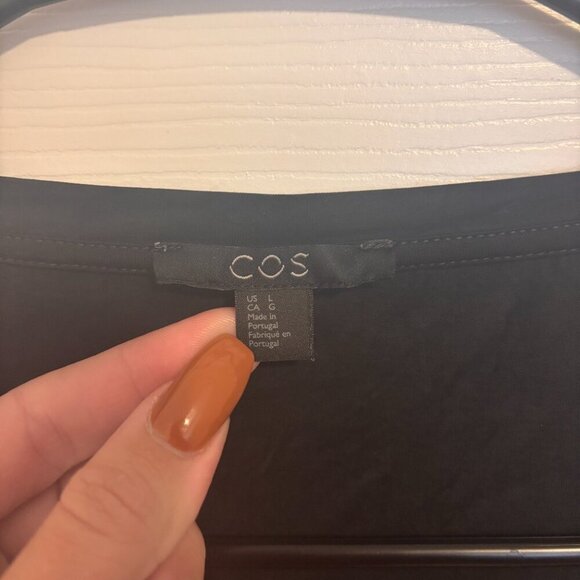 COS Collection of Style Women L Short Sleeve Minimalist Pullover Top Luxury SOFT - Picture 2 of 5